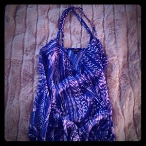 Guess top never worn